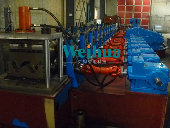 高速公路護欄板生產設備 高速公路護欄板生產設備